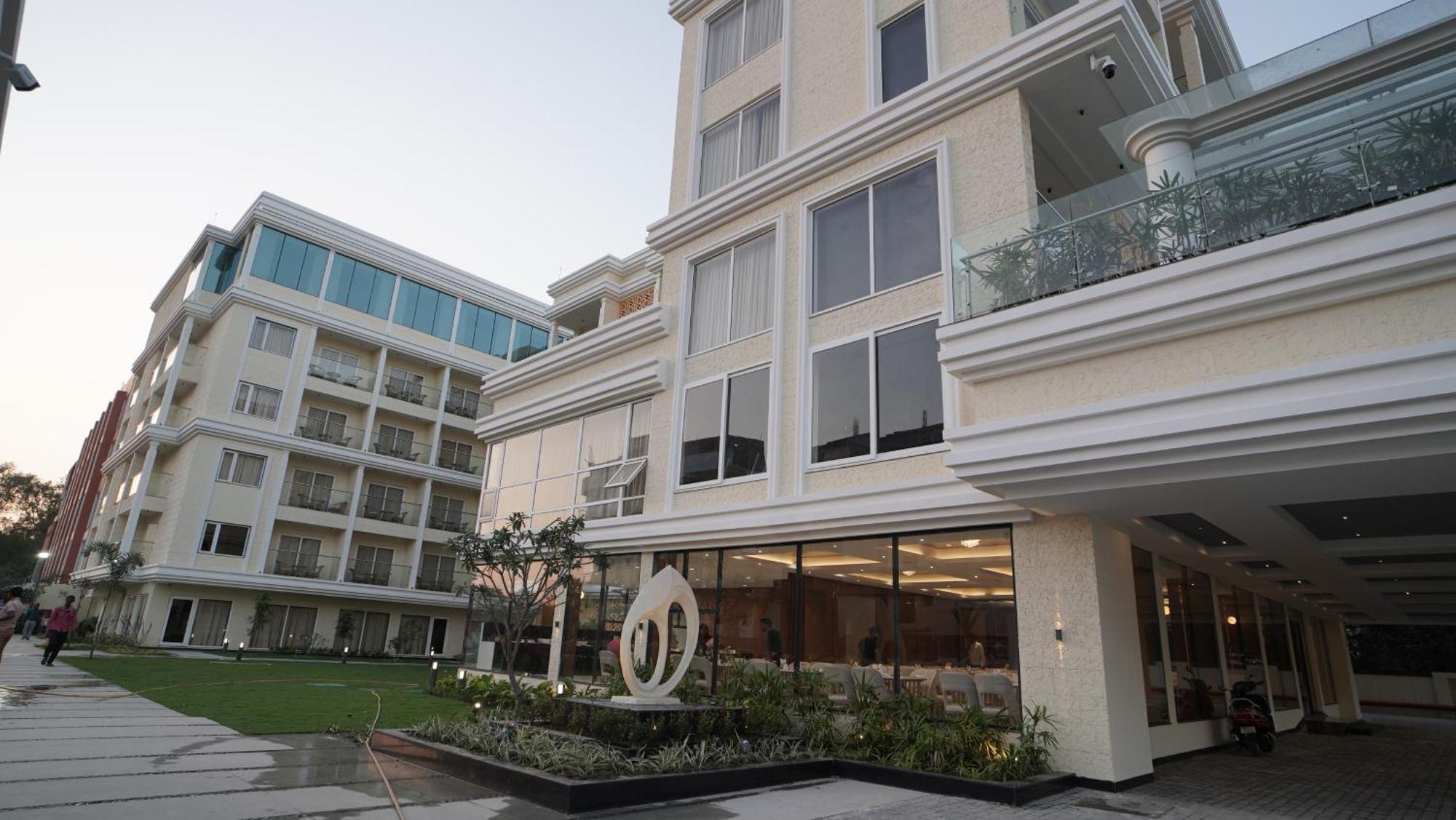 Antique Regency !! Luxurious Hotel In Digha !! Extérieur photo