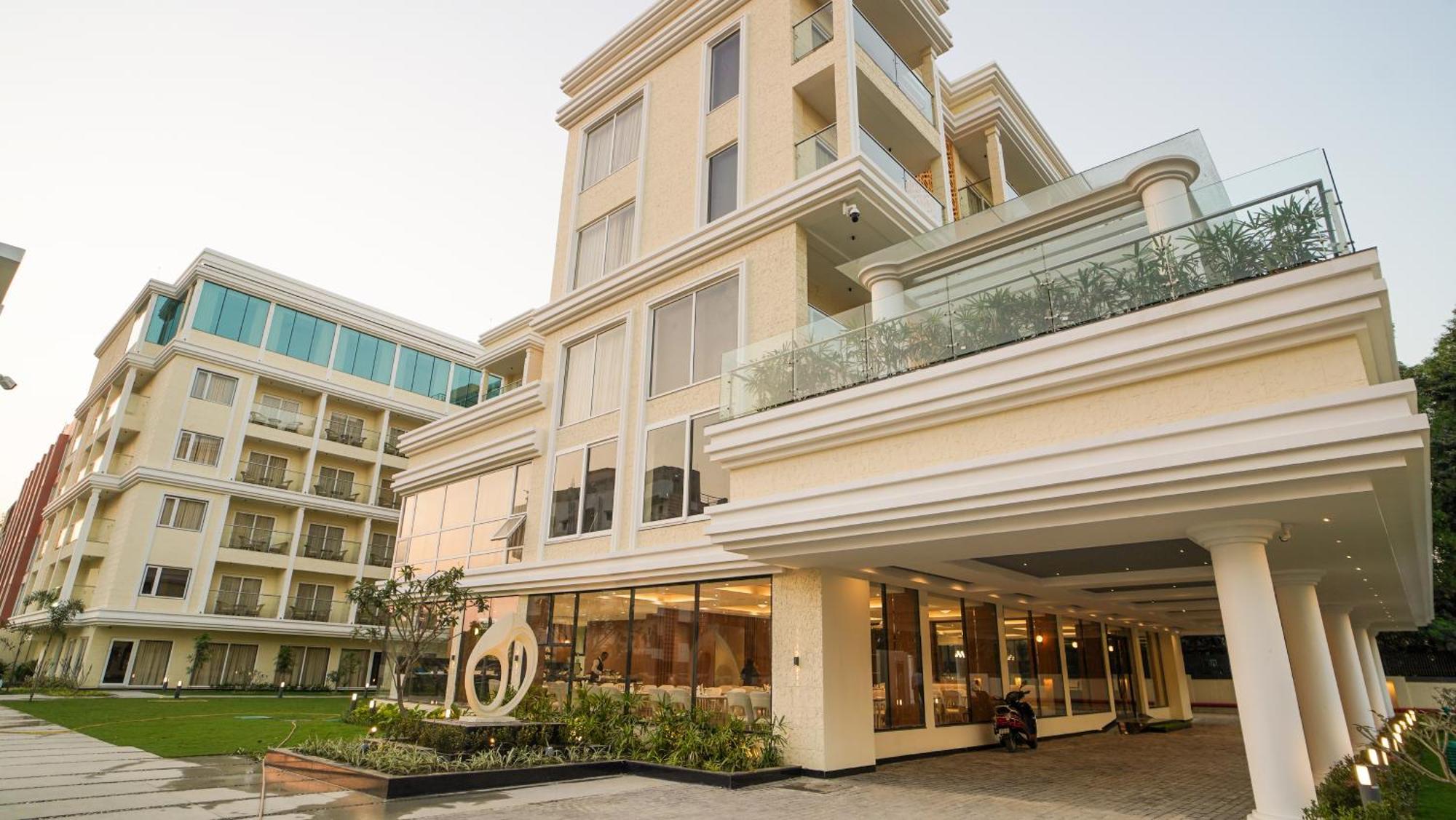 Antique Regency !! Luxurious Hotel In Digha !! Extérieur photo