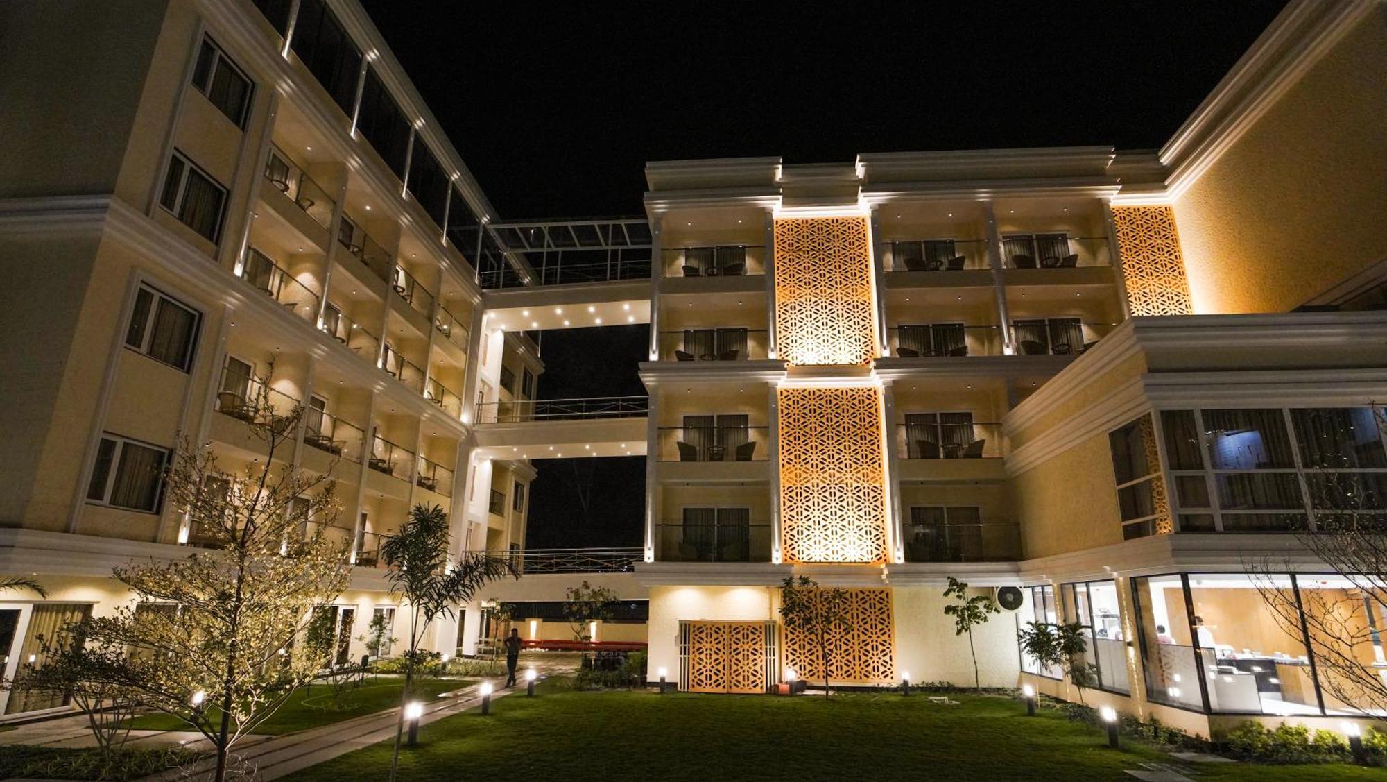 Antique Regency !! Luxurious Hotel In Digha !! Extérieur photo
